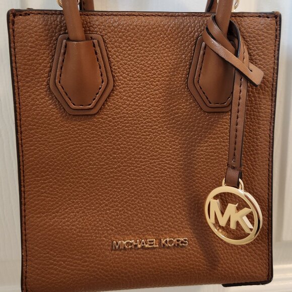 Micheal Kors bag - Picture 1 of 3